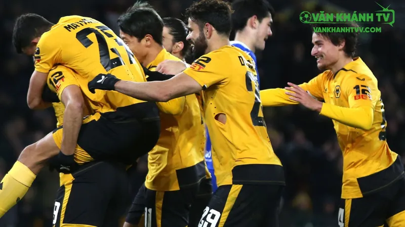 Bầy sói khó có thể vượt qua cơn khủng hoảng phong độ khi làm khách tại Tottenham.